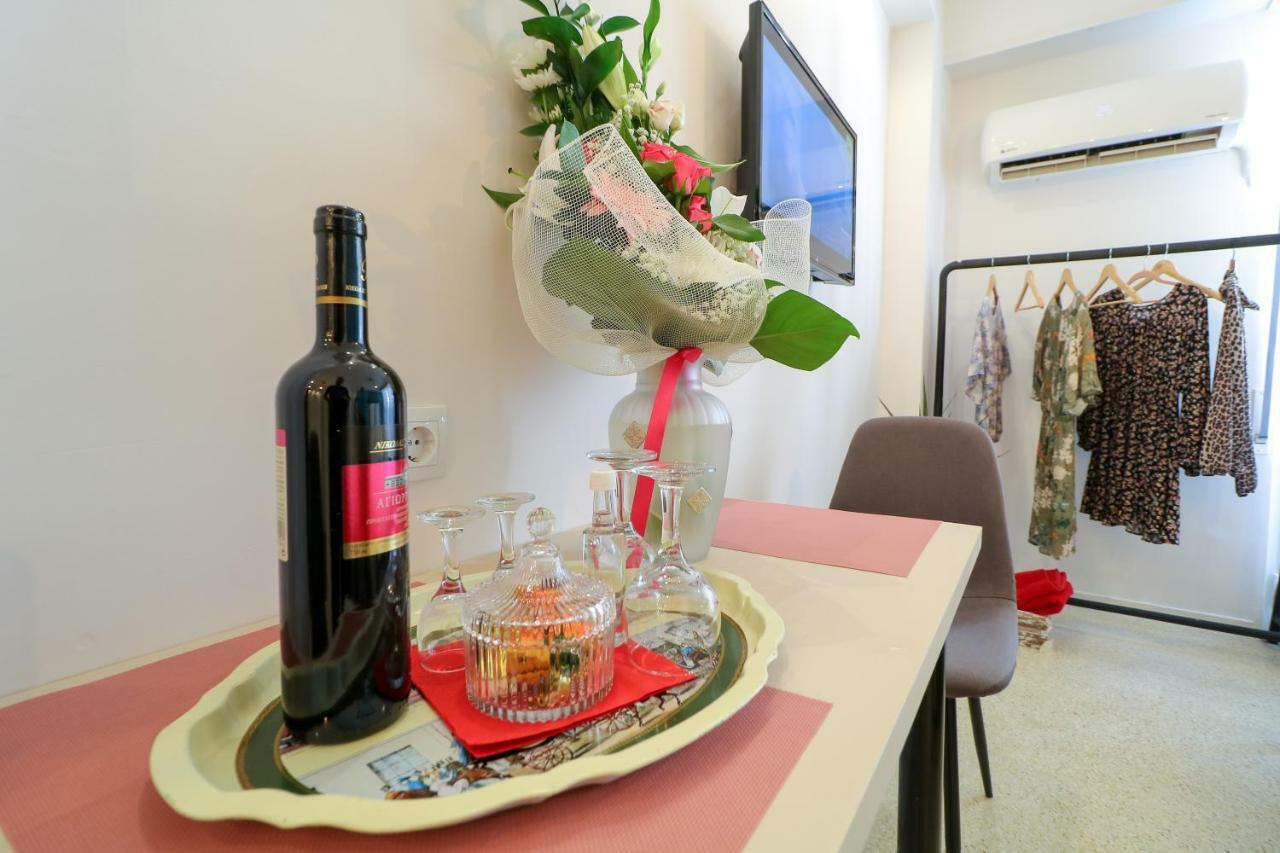 Stylish, Comfy Suite In The Heart Of 아테네 외부 사진