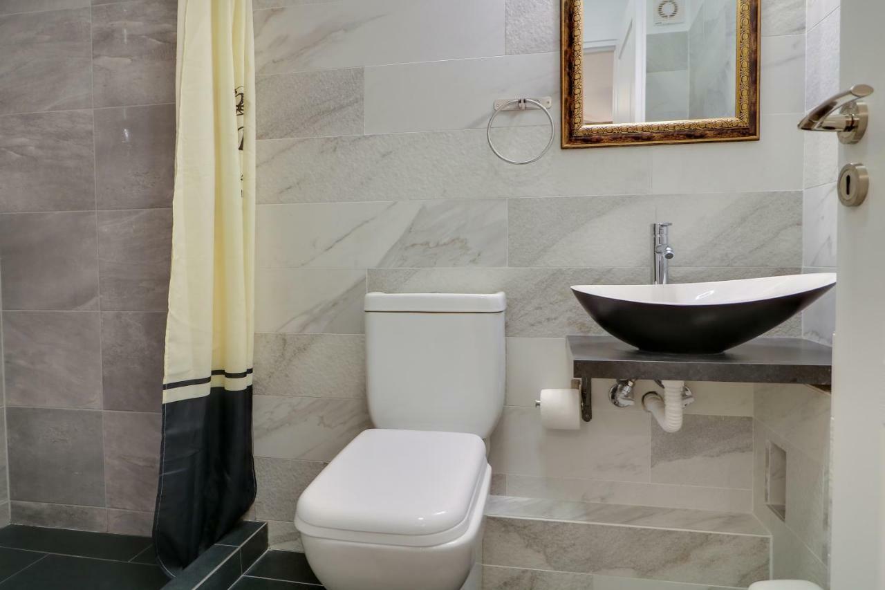 Stylish, Comfy Suite In The Heart Of 아테네 외부 사진